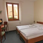 Klika 3*