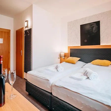 Klika 3* Ceske Budejovice